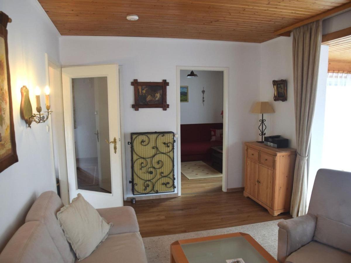 Vakantiehuis In With Garden *