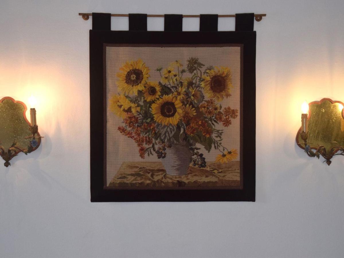Vakantiehuis In With Garden *